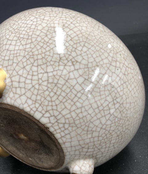 古玩陶瓷乾隆哥釉香爐拍賣,當前價格3000元