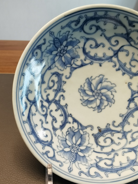 古玩陶瓷清中·青花纏枝花卉紋小盤拍賣，當(dāng)前價格3333元