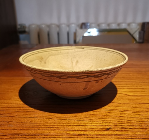 古玩陶瓷元.白地黑花水波紋斗笠碗拍賣,當前價格118元