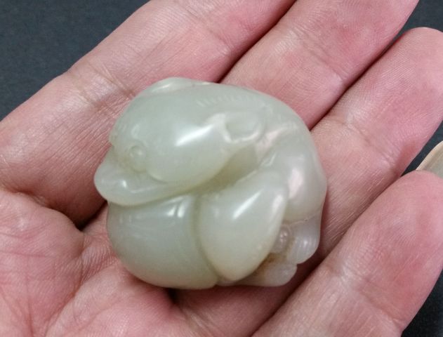 古玩玉器和田玉小擺件(恩愛)拍賣,當前價格680元
