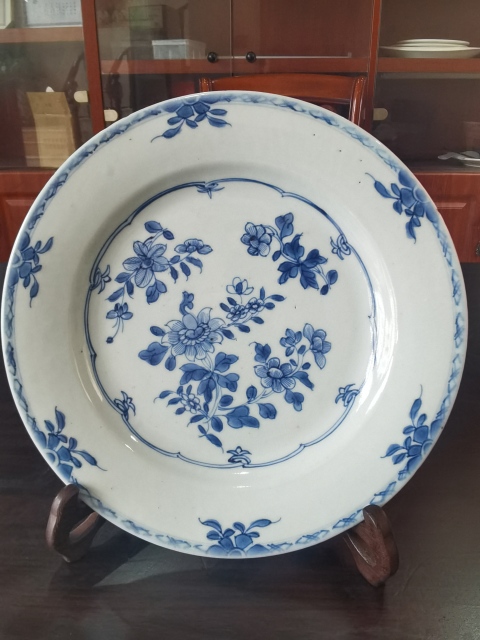 古玩陶瓷青花折枝花卉紋折沿盤拍賣,當前價格1500元