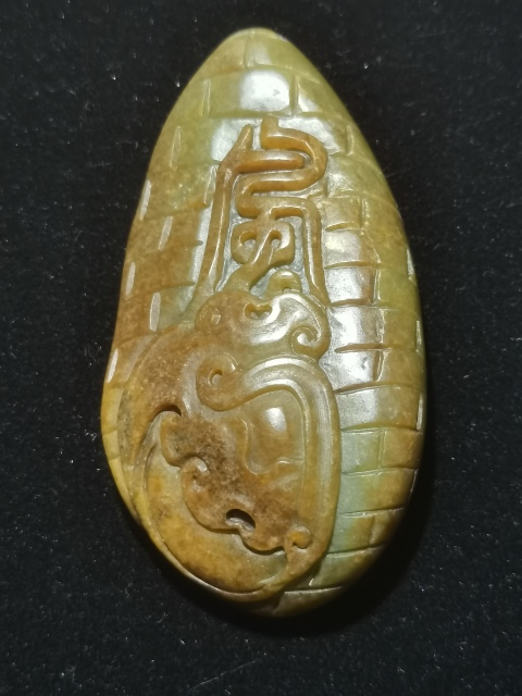 古玩玉器新疆和田籽料玉雕“吊墜”拍賣,當(dāng)前價格512元