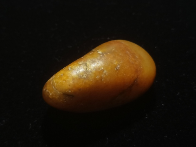 古玩玉器和田黃沁籽料原石拍賣,當(dāng)前價格490元