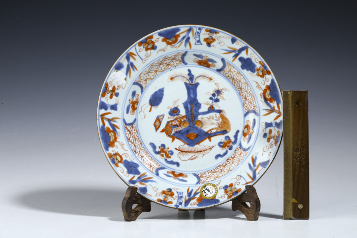 古玩陶瓷清康熙·青花礬紅描金博古紋折沿盤拍賣，當前價格2500元