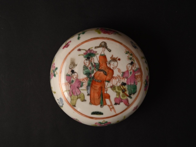 古玩陶瓷清:粉盒,要細(xì)圖私聊拍賣,當(dāng)前價(jià)格4200元