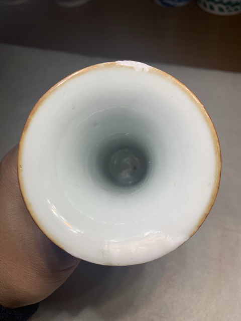 古玩陶瓷粉彩花鳥(niǎo)紋束腰花觚拍賣(mài)，當(dāng)前價(jià)格1380元