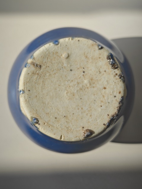 古玩陶瓷明中期霽藍釉蓋罐拍賣,當前價格8765元