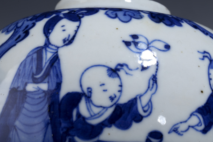 古玩陶瓷晚清·青花三娘教子紋罐拍賣,當前價格128元