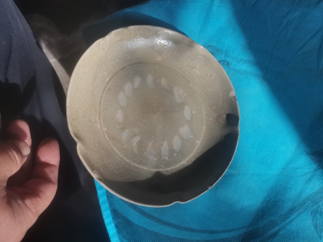 古玩陶瓷唐五代青瓷霞建窯盤子拍賣,當前價格1333元
