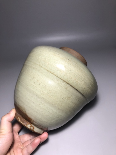 古玩陶瓷龍泉窯青白釉罐拍賣,當前價格0元