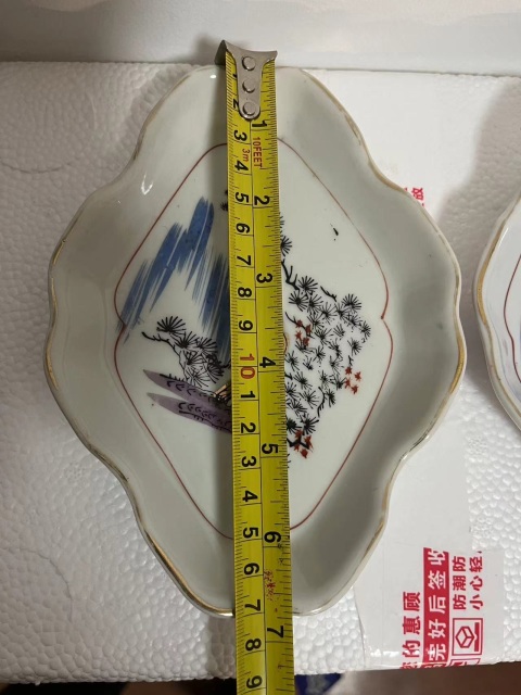古玩陶瓷民國英雄獨立松鷹紋花口盤拍賣，當前價格388元