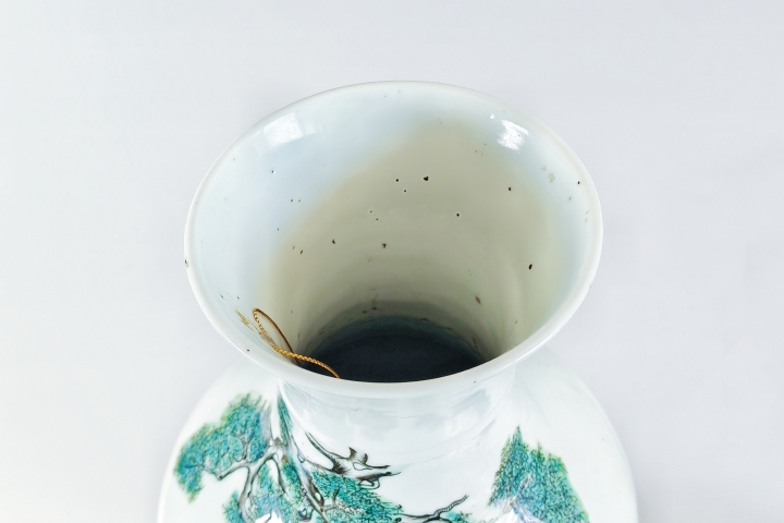 古玩陶瓷【帶保真卡】民國?粉彩竹林七賢人物紋觀音大瓶拍賣，當前價格13500元