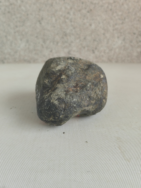 古玩玉器天然翡翠原石料拍賣，當前價格680元