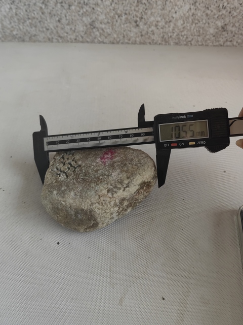 古玩玉器天然翡翠原石料拍賣,當前價格480元
