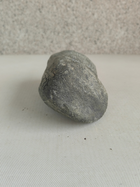 古玩玉器天然翡翠原石料拍賣,當(dāng)前價格680元
