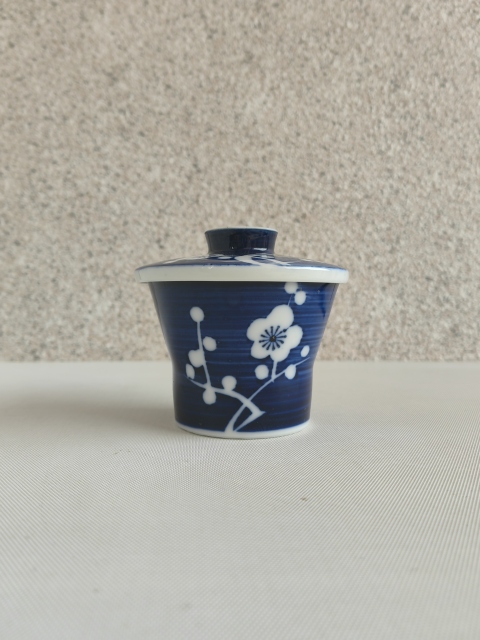 古玩陶瓷青花冰梅圖蓋缸拍賣，當前價格220元