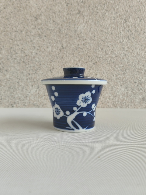 古玩陶瓷青花冰梅圖蓋缸拍賣，當前價格220元