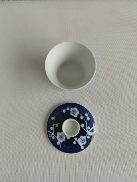 古玩陶瓷青花冰梅圖蓋缸拍賣，當前價格220元