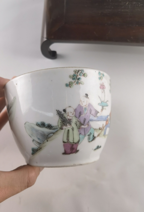 古玩陶瓷同治細(xì)路粉彩摘得桂冠蓋缸拍賣，當(dāng)前價(jià)格998元