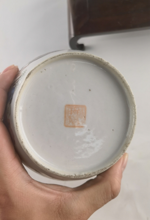 古玩陶瓷同治細(xì)路粉彩摘得桂冠蓋缸拍賣，當(dāng)前價(jià)格998元