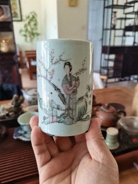 古玩陶瓷粉彩桃花美女詩文筆筒拍賣，當前價格2300元
