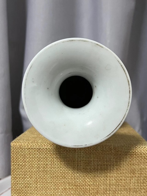 古玩陶瓷淺降彩細路松鶴紋詩文撇口瓶拍賣,當前價格699元
