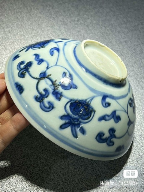 古玩陶瓷明中花卉紋青花碗拍賣,當(dāng)前價(jià)格14000元