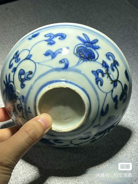 古玩陶瓷明中花卉紋青花碗拍賣,當(dāng)前價(jià)格14000元