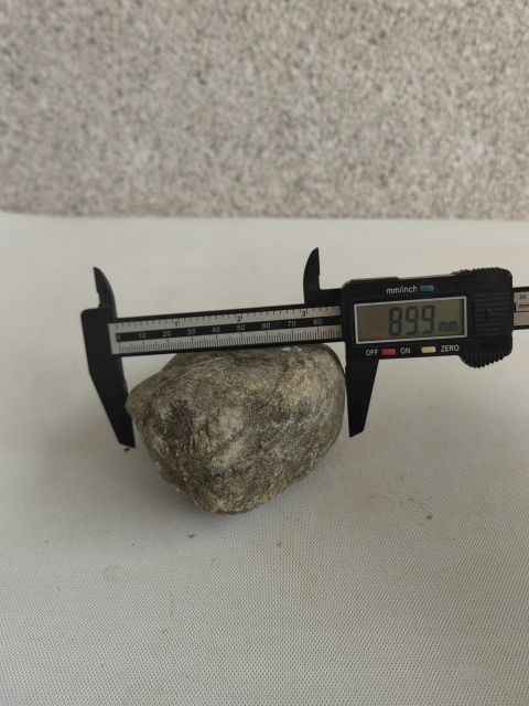 古玩玉器天然翡翠原石料拍賣,當前價格750元