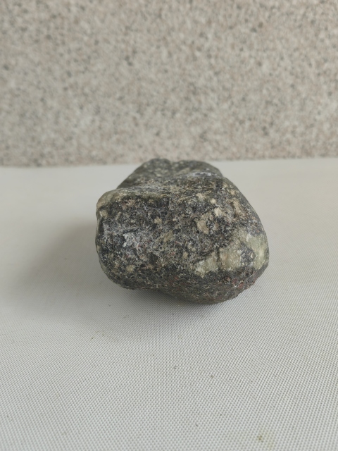 古玩玉器天然翡翠原石料拍賣,當前價格1500元