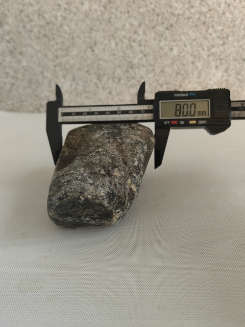 古玩玉器天然翡翠原石料拍賣,當前價格1500元