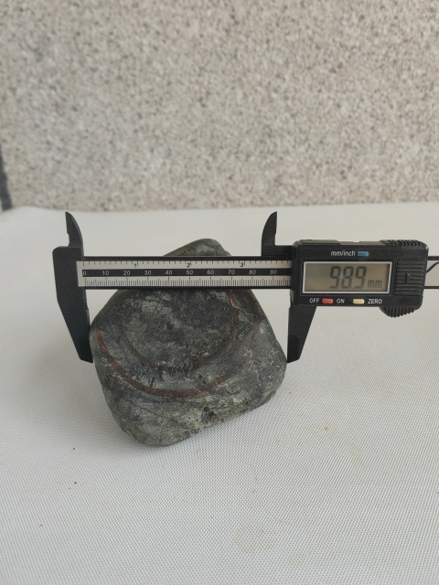 古玩玉器天然翡翠原石料拍賣,當前價格580元