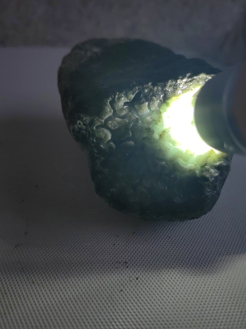 古玩玉器天然翡翠原石料拍賣,當(dāng)前價格680元