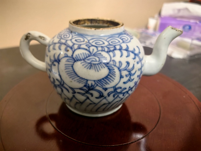 古玩陶瓷青花淡描花卉紋茶壺拍賣，當前價格299元