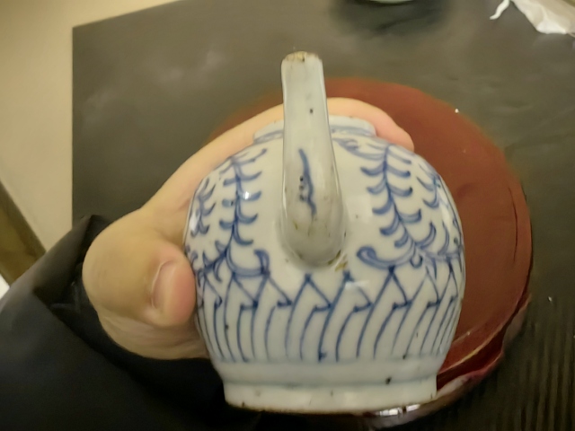 古玩陶瓷青花淡描花卉紋茶壺拍賣，當前價格299元