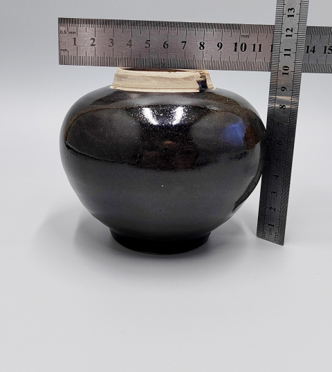 古玩陶瓷雅致的元明黑釉罐插花神器拍賣,當(dāng)前價(jià)格800元