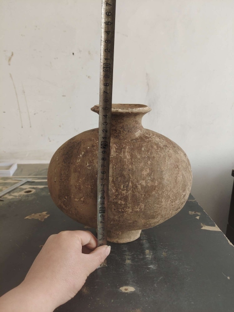 古玩陶瓷漢代鴨蛋罐拍賣,當前價格4600元