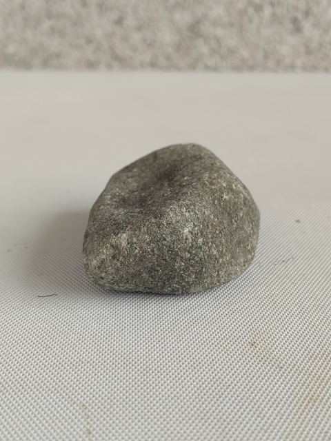 古玩玉器天然翡翠原石料拍賣，當前價格220元
