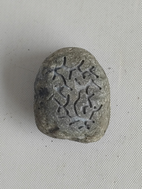 古玩玉器天然翡翠原石料拍賣,當(dāng)前價(jià)格220元