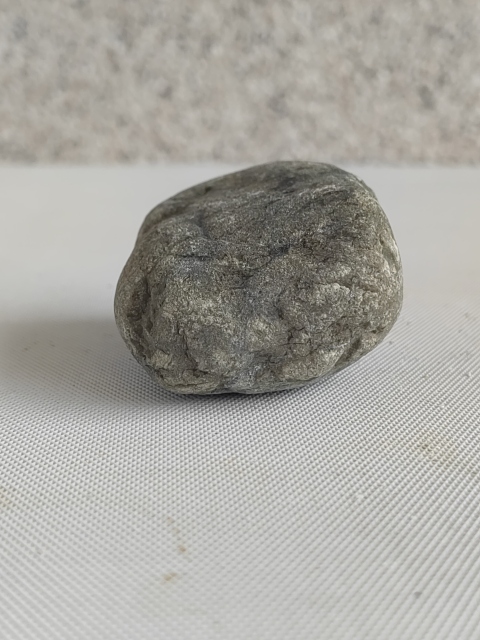 古玩玉器天然翡翠原石料拍賣,當(dāng)前價(jià)格220元