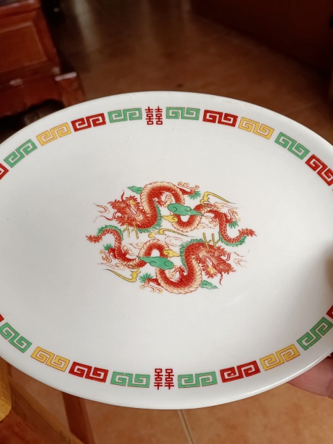 古玩陶瓷龍紋盤拍賣,當(dāng)前價(jià)格100元