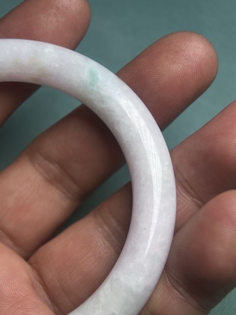 古玩玉器創(chuàng)匯期翡翠鐲子拍賣,當(dāng)前價(jià)格2800元