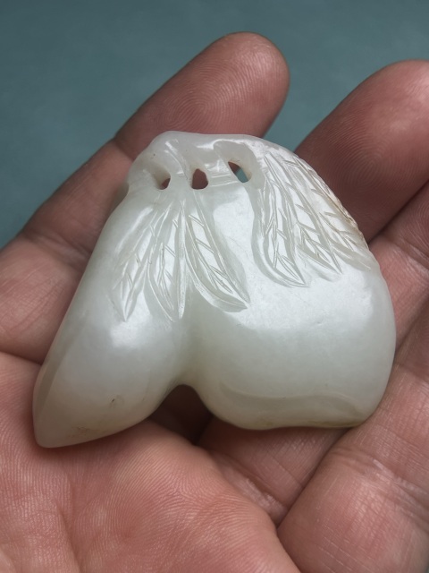 古玩玉器籽料白玉壽桃拍賣,當前價格13800元