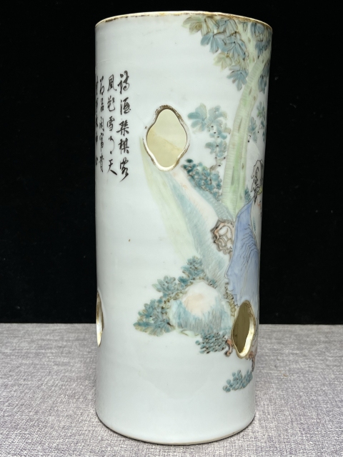 古玩陶瓷精品淺絳～晚清大名頭鄭鳳山淺降彩帽筒拍賣，當前價格8500元