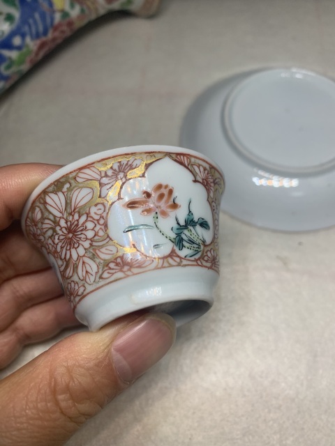 古玩陶瓷雍正粉彩描金人物紋杯碟拍賣,當(dāng)前價(jià)格288元