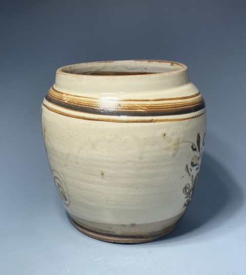 古玩陶瓷白地黑花罐拍賣,當(dāng)前價(jià)格1500元