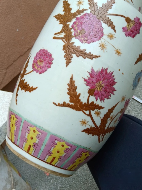 古玩陶瓷晚清民國(guó)粉彩花卉紋獅耳撇口瓶【尺寸大精品】拍賣,當(dāng)前價(jià)格0元