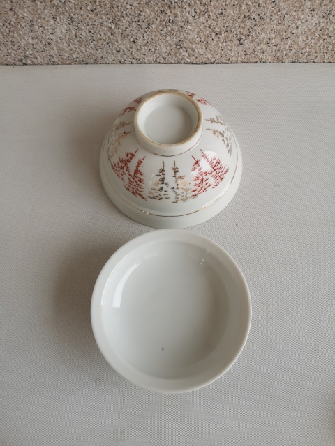 古玩陶瓷竹紋描金蓋碗拍賣,當前價格298元