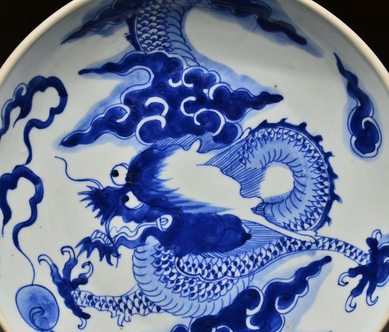 古玩陶瓷雍正青花過墻龍紋盤拍賣,當前價格5000元