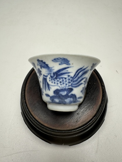 古玩陶瓷青花鳳穿牡丹圖馬蹄杯拍賣,當前價格3600元